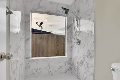 11710 Bowlan Lane, Houston, TX 77035 - Photo 34