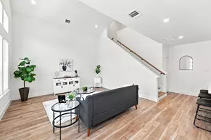 6063 Cebra St, Houston, TX 77091 - Photo 6