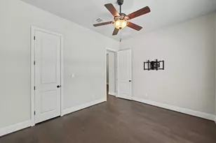 126 Lily Green Ct, Conroe, TX 77304 - Photo 32