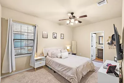 121 Armored Avenue, College Station, TX 77845 - Photo 8