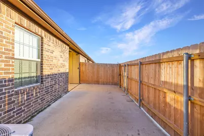 121 Armored Avenue, College Station, TX 77845 - Photo 6