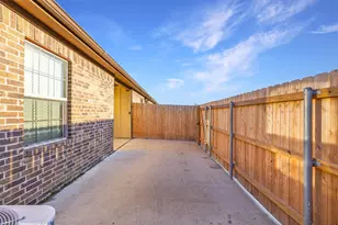 121 Armored Ave, College Station, TX 77845 - Photo 6