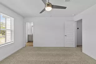 958 Green Vines Ln, Houston, TX 77091 - Photo 14
