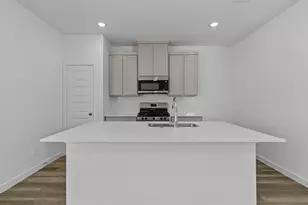 958 Green Vines Ln, Houston, TX 77091 - Photo 10