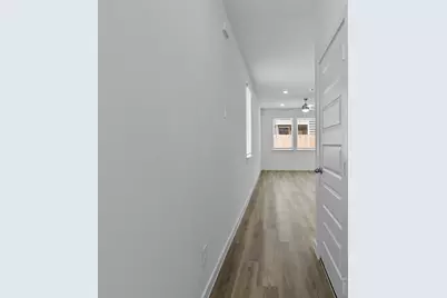958 Green Vines Lane, Houston, TX 77091 - Photo 4