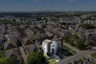 1436 W 24th St, Houston, TX 77008 - Photo 1