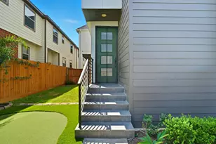 1436 W 24th St, Houston, TX 77008 - Photo 6