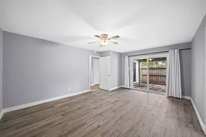 8 Hideaway Drive, Friendswood, TX 77546 - Photo 16