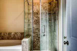 2004 Vineyard Pass, Brenham, TX 77833 - Photo 16