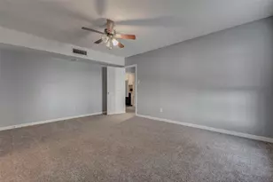 3400 Timmons Ln, Houston, TX 77027 - Photo 14