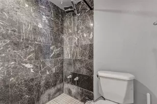 3400 Timmons Ln, Houston, TX 77027 - Photo 18