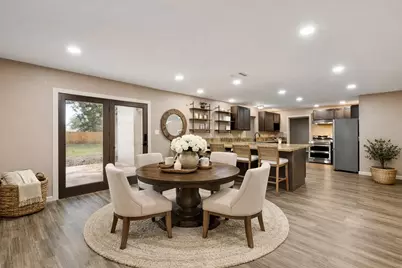 185 Hunters Lane, Sweeny, TX 77480 - Photo 4