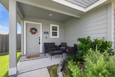 1523 22nd Street, Hempstead, TX 77445 - Photo 2