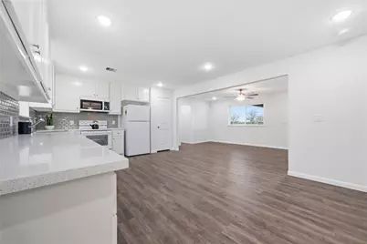 6623 County Road 4, Damon, TX 77430 - Photo 12