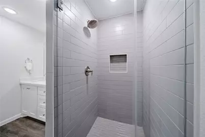 6623 County Road 4, Damon, TX 77430 - Photo 24