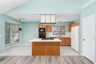 19006 Oakway Dr, Humble, TX 77346 - Photo 6
