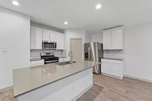 7714 Murciana Dr, Rosharon, TX 77583 - Photo 2