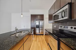 300 St Joseph Pkwy, Houston, TX 77002 - Photo 4