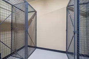 300 St Joseph Pkwy, Houston, TX 77002 - Photo 10