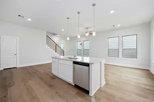 13447 Sun Cay Dr, Houston, TX 77047 - Photo 6