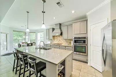 170 Hearthshire Circle, The Woodlands, TX 77354 - Photo 10