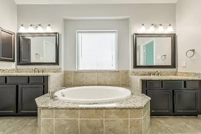 170 Hearthshire Circle, The Woodlands, TX 77354 - Photo 22