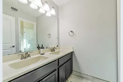 170 Hearthshire Circle, The Woodlands, TX 77354 - Photo 32