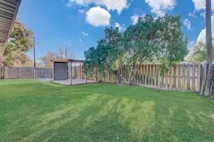 7918 Bayside Dr, Beach City, TX 77523 - Photo 34