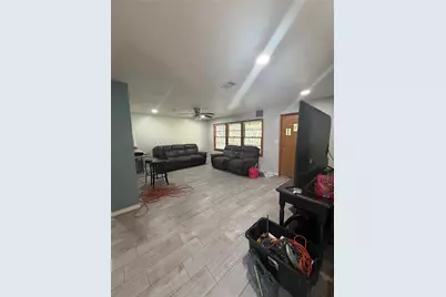5210 Bristol Drive, Beaumont, TX 77707 - Photo 10