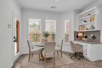 79 W Shale Creek Circle, The Woodlands, TX 77382 - Photo 16