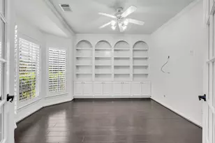79 W Shale Creek Cir, The Woodlands, TX 77382 - Photo 12