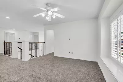 79 W Shale Creek Circle, The Woodlands, TX 77382 - Photo 32