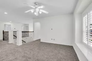 79 W Shale Creek Cir, The Woodlands, TX 77382 - Photo 32