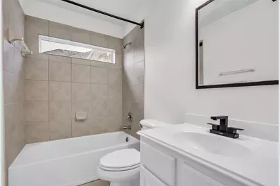 79 W Shale Creek Circle, The Woodlands, TX 77382 - Photo 34