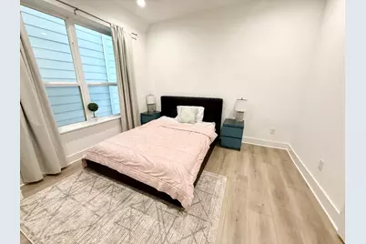 2806 Versailles Oak Lane, Houston, TX 77092 - Photo 10