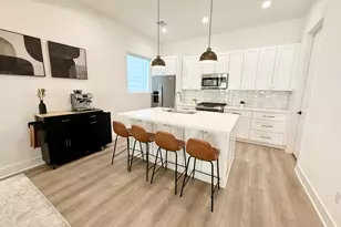 2806 Versailles Oak Ln, Houston, TX 77092 - Photo 1