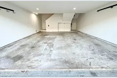 2806 Versailles Oak Lane, Houston, TX 77092 - Photo 14