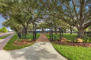 11726 Dorrance Ln, Meadows Place, TX 77477 - Photo 40