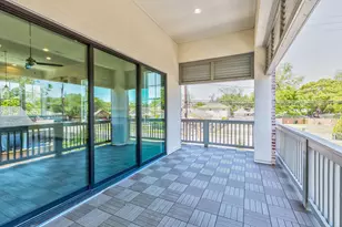 1004 Golden Nectar Ln, Houston, TX 77008 - Photo 4