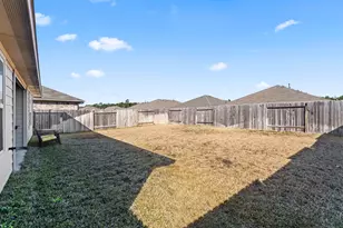 18315 Klamath Falls Ln, New Caney, TX 77357 - Photo 20