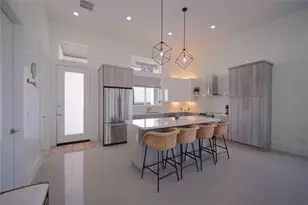 1402 County Rd 230, Bay City, TX 77414 - Photo 6