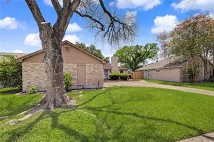 19215 Haystream Dr, Katy, TX 77449 - Photo 4