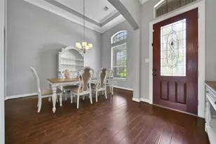 10118 Hutton Park Dr, Katy, TX 77494 - Photo 8