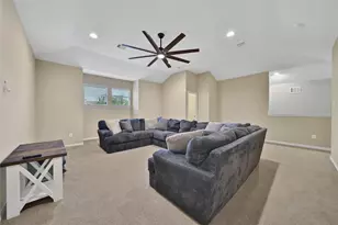 10118 Hutton Park Dr, Katy, TX 77494 - Photo 32