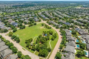 10118 Hutton Park Dr, Katy, TX 77494 - Photo 38