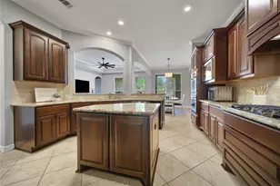 10118 Hutton Park Dr, Katy, TX 77494 - Photo 16