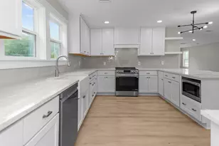 601 N 4th St, Crockett, TX 75835 - Photo 8