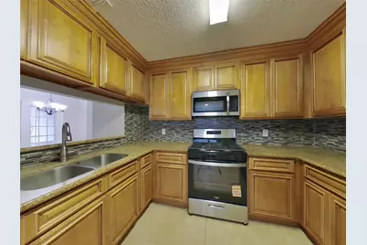 16006 Camino Del Sol Drive, Houston, TX 77083 - Photo 8