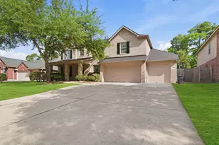 2715 Afton Oak Ln, Spring, TX 77386 - Photo 2