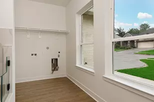 1511 Cafe Dumonde, Conroe, TX 77304 - Photo 14